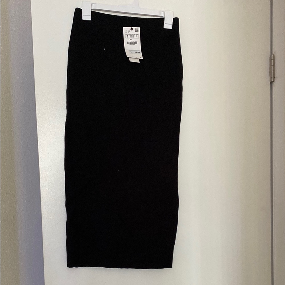 Zara Black Midi Ribbed Pencil Skirt for Work